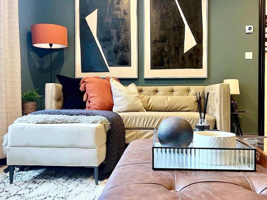 Fabulous Large Apartment In Great Location Bath Exteriér fotografie